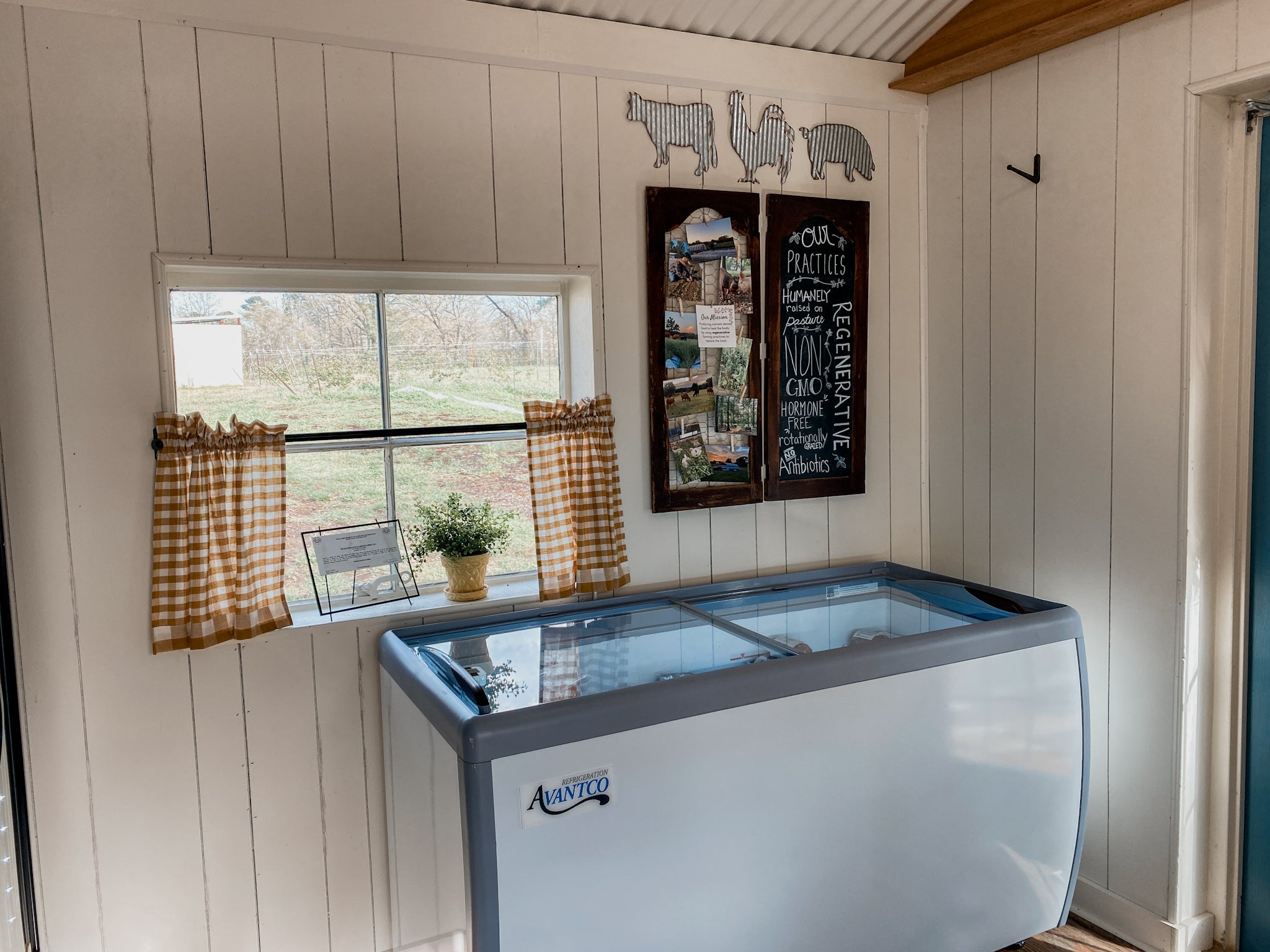 Grass Finished Beef, Pasture Raised Pork, Pasture Raised Chicken